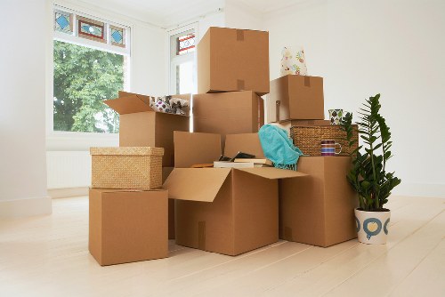 Truck hire support for flat removals in Crystal Palace
